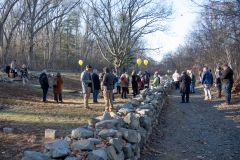 View of many advocates on the path and the cemetery